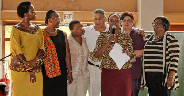 Busi Gcabashe thanking all cotributers