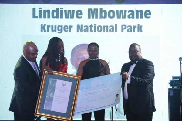 Winner of Excellent Performance in the Workplace; Ms Lindiwe Mbowane of KNP