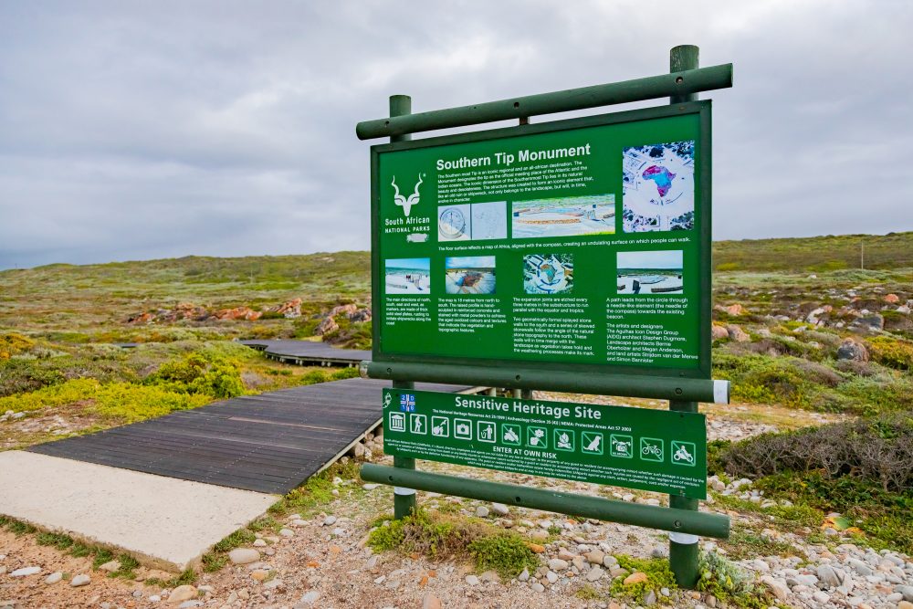 SANPARKS - AGULHAS - Southern Tip of Africa-251008-2