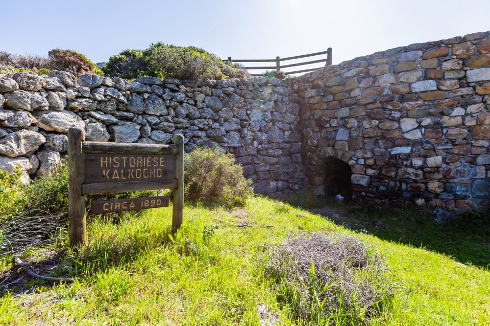 SANPARKS - CAPE - TMNP - Buffelsbay Lime Kiln-250908-9