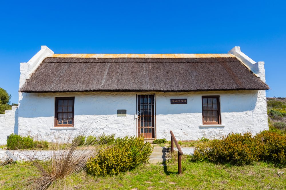 SANPARKS - CAPE - TMNP - Skaife's Barn-250908-10