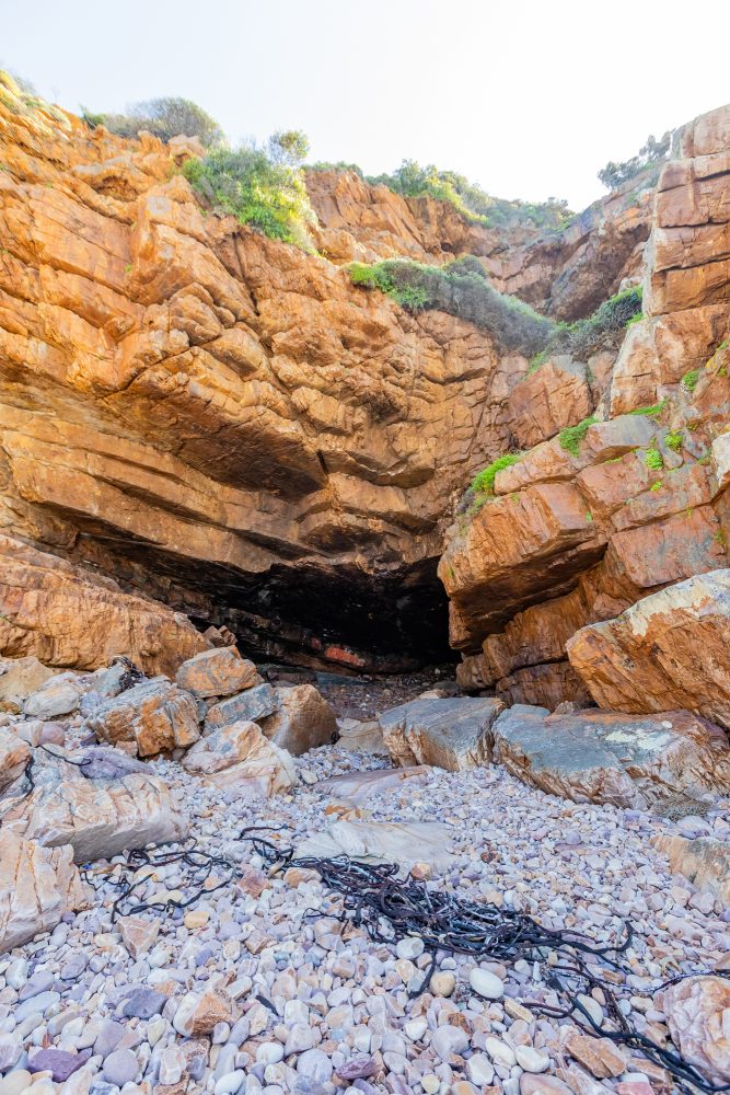 SANPARKS - CAPE - TMNP - Smitswinkel Bay Cave-250908-9