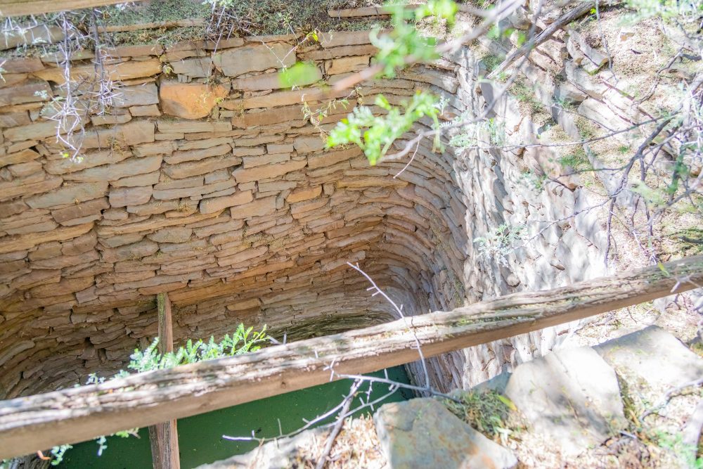 SANPARKS - Karoo NP - Waterwell 1 and 2-251027-21