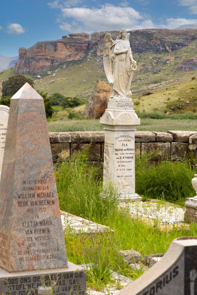 Van Reenen Family Graveyard 24.11.2025-7
