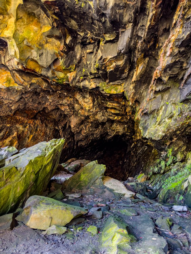 SANPARKS - Garden Route NP - EXTRAS - Storms River Mouth - Cave - South-251013-12