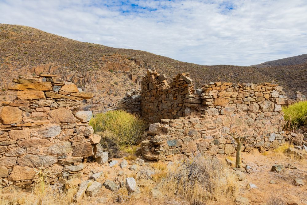 SANPARKS - Namaqua NP - Wildeperdhoek Pass Prison Ruins-260203-13
