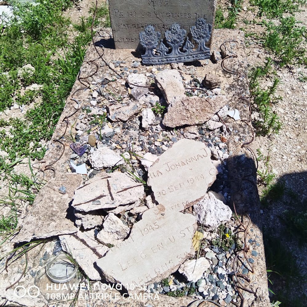 Scholtzfontein Graves
