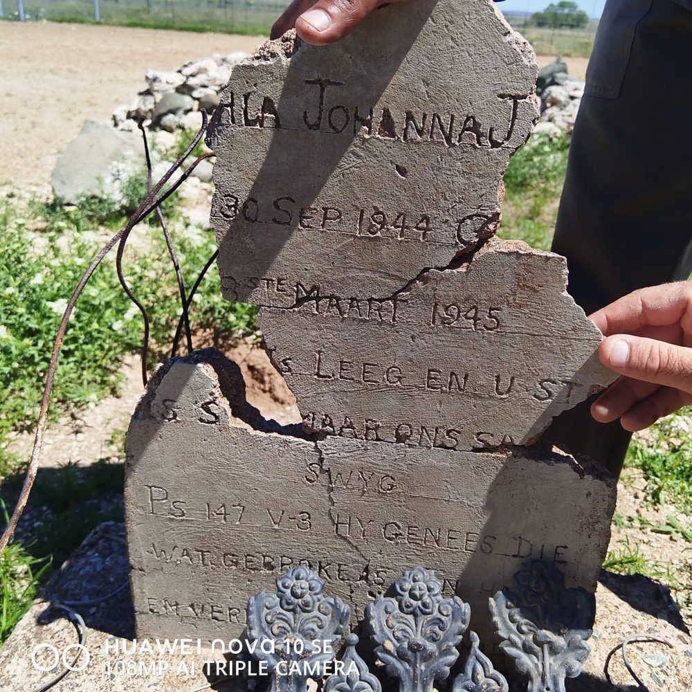 Scholtzfontein Graves_1